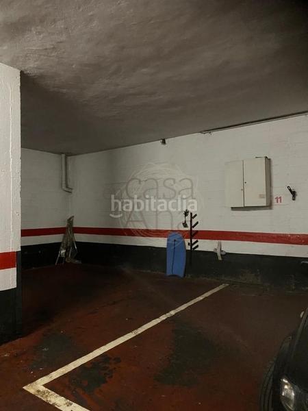 Foto fe502e91-3544-49f5-badc-138e71cb208f. Aparcament cotxe a Arangoiti Bilbao