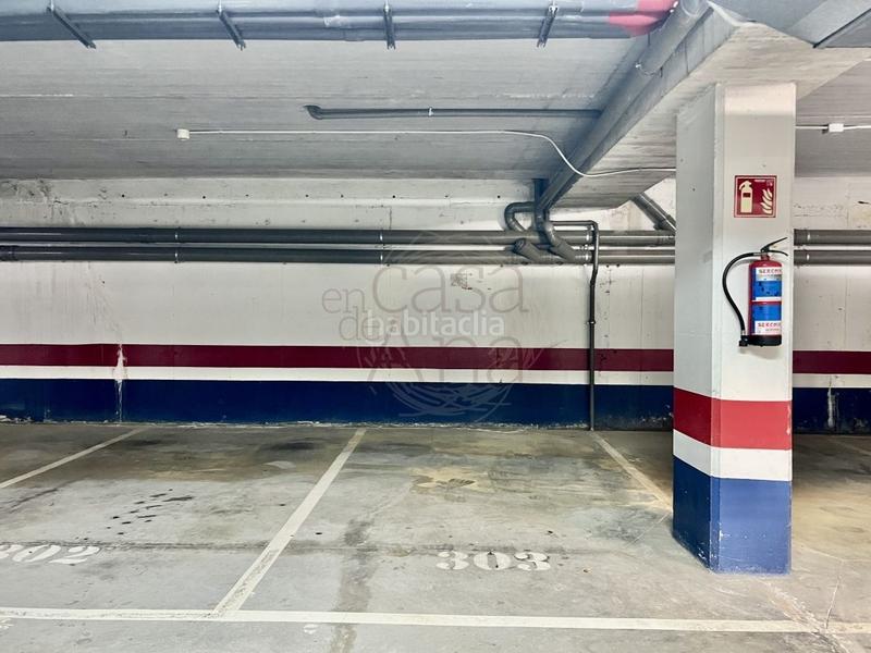 Foto 2b858b33-41f0-4ebe-aa2c-5df79f5db0a0. Posto auto in avenida ribera de axpe etorbidea 11 in Erandio