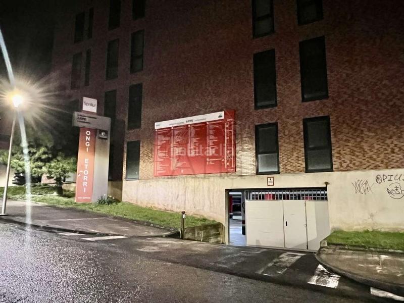 Foto 929afb35-9e8f-475a-85ab-3b6365054476. Posto auto in avenida ribera de axpe etorbidea 11 in Erandio