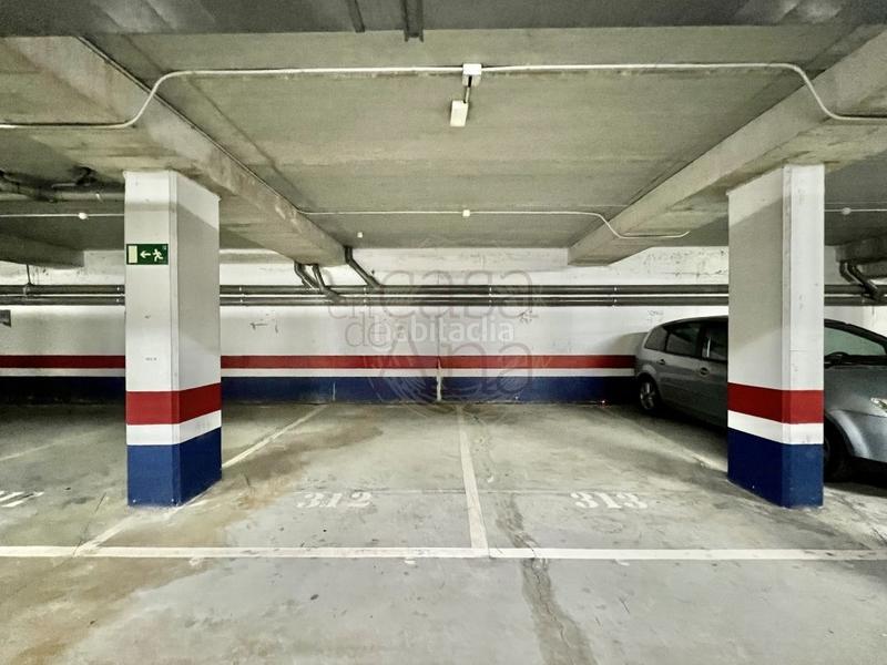 Foto cd319cc4-c165-42a8-93fc-2de2827c41cb. Posto auto in avenida ribera de axpe etorbidea 11 in Erandio