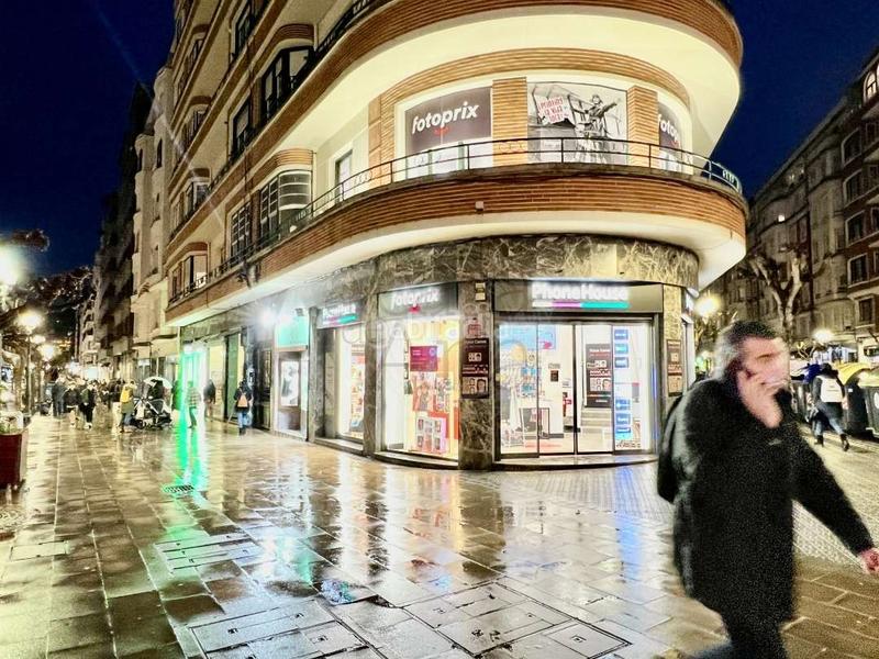 Foto b3399f1a-373e-4e41-aff0-652c26b76068. Location bureau dans Zona Indautxu Bilbao