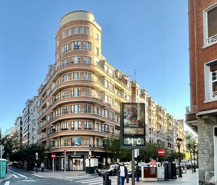 Foto 2ec95d92-4e52-4ccc-8153-4ec3a2974c1d. Rent office space in Zona Indautxu Bilbao