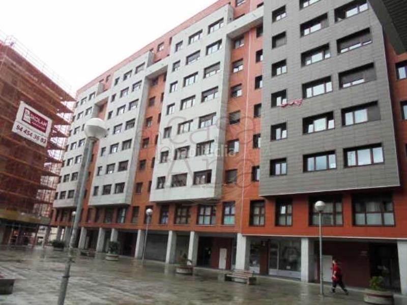 Foto 4a637f82-00a8-40f8-905d-8c04fb19c853. Locale commerciale in Bagatza - S. Vicente Barakaldo