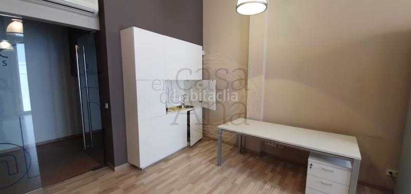 Foto af7cb5b6-140c-4ccb-af11-fbed3086b342. Alquiler local comercial lonja en alquiler en basurto lezeaga en Bilbao