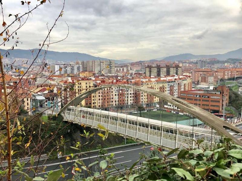 Foto 769bd061-86f6-42a3-bb4d-d0ea860b8f8c. Rent business premise in Masustegi - Monte Caramelo Bilbao