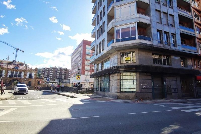 Foto 461c90dc-915d-437f-96ae-ff97241ea23d. Local comercial a Llodio