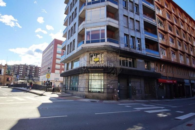 Foto 4f21c21e-10d8-4fcb-a560-1634fa5dd1f7. Local comercial a Llodio