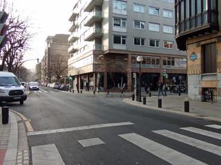 Lloguer Aparcament cotxe  Mazarredo zumarkalea. Parcela de garaje en alquiler en alda. mazarredo edificio correo