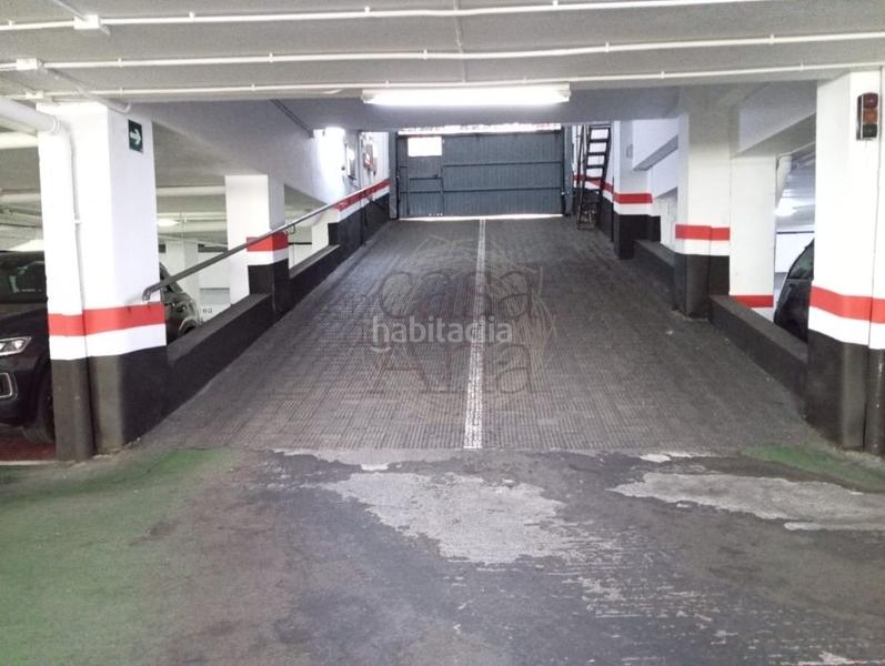 Foto a2030cfd-9782-43af-9a2d-74d0fbeb3a5c. Miete autoparkplatz in Abandoibarra - Guggenheim Bilbao