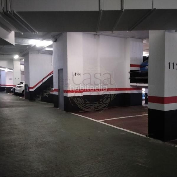 Foto acc51e6f-e17c-4ac6-b65a-117aa09ff9ba. Miete autoparkplatz in Abandoibarra - Guggenheim Bilbao
