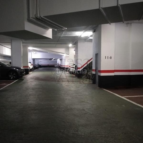 Foto ed5e77f1-dd2f-465d-b6f1-1fb1775f82a6. Miete autoparkplatz in Abandoibarra - Guggenheim Bilbao