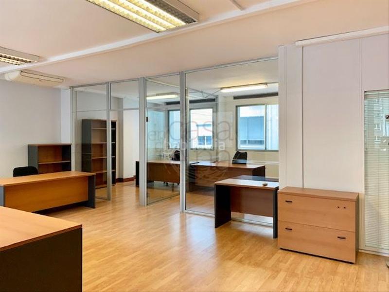 Foto f34c0c5a-c048-4c7e-ad09-8a699450e8bb. Affitto ufficio con riscaldamento in Basurtu Bilbao