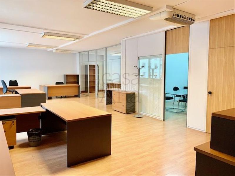 Foto 3232da3f-d1b6-4d9d-91da-eb31bdad18d9. Location bureau avec chauffage dans Basurtu Bilbao