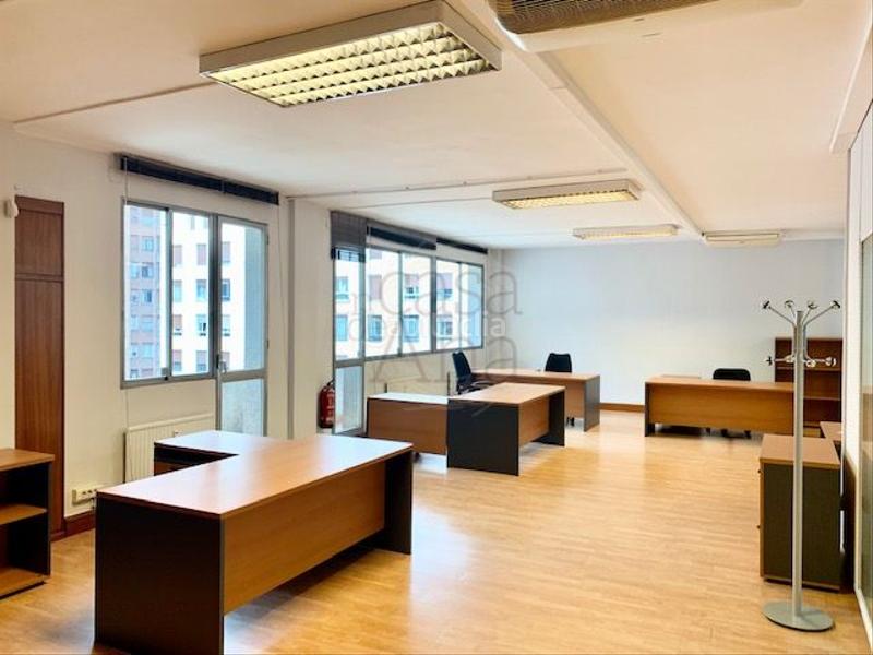 Foto a06e4dbc-34c3-4cee-9bc5-4aaaef8b9cf5. Location bureau avec chauffage dans Basurtu Bilbao