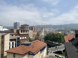 Location Appartement  Luis iruarrizaga kalea. Bilborock piso 2 dormitorios, baño y aseo con garaje incluido