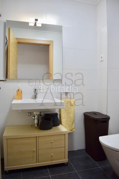 Foto 8a0f0f1e-9c49-4916-a3ed-bbb96b30051e. Alquiler piso  en alquiler en Miribilla con garaje y trastero en Bilbao