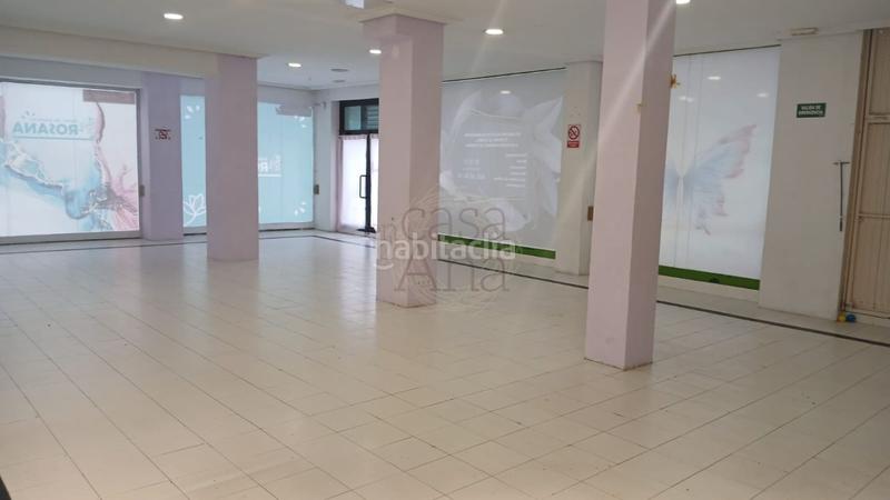 Foto 83a021b8-1ff2-4428-b567-e757b3e227db. Local comercial venta local en deusto. en San Pedro de Deusto - La Ribera Bilbao