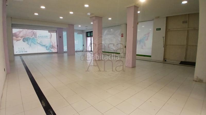 Foto ab4e55d8-f2a9-42b4-a973-0e915c938a52. Local comercial venta local en deusto. en San Pedro de Deusto - La Ribera Bilbao