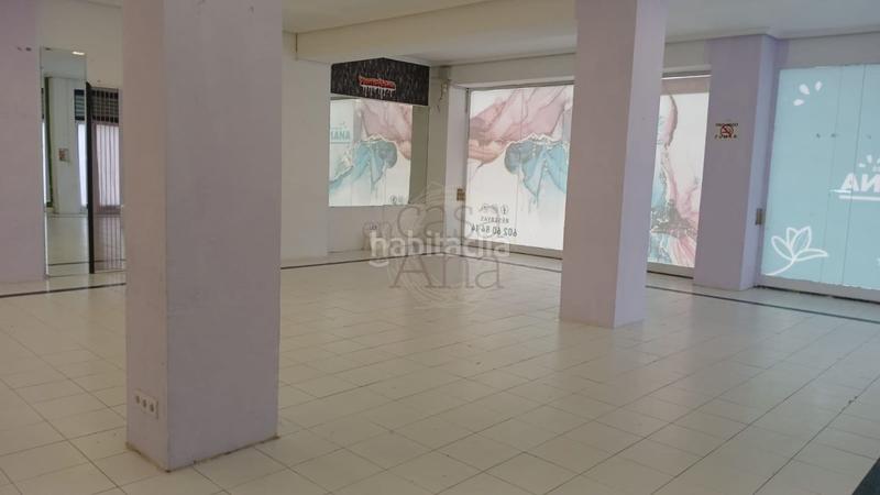 Foto b21652af-f9b2-4fd4-947c-6cf8bea4b30d. Local comercial venta local en deusto. en San Pedro de Deusto - La Ribera Bilbao