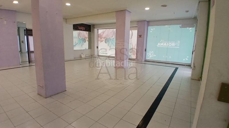 Foto d050d12c-9b54-401e-9374-599416bb0f94. Local comercial venta local en deusto. en San Pedro de Deusto - La Ribera Bilbao