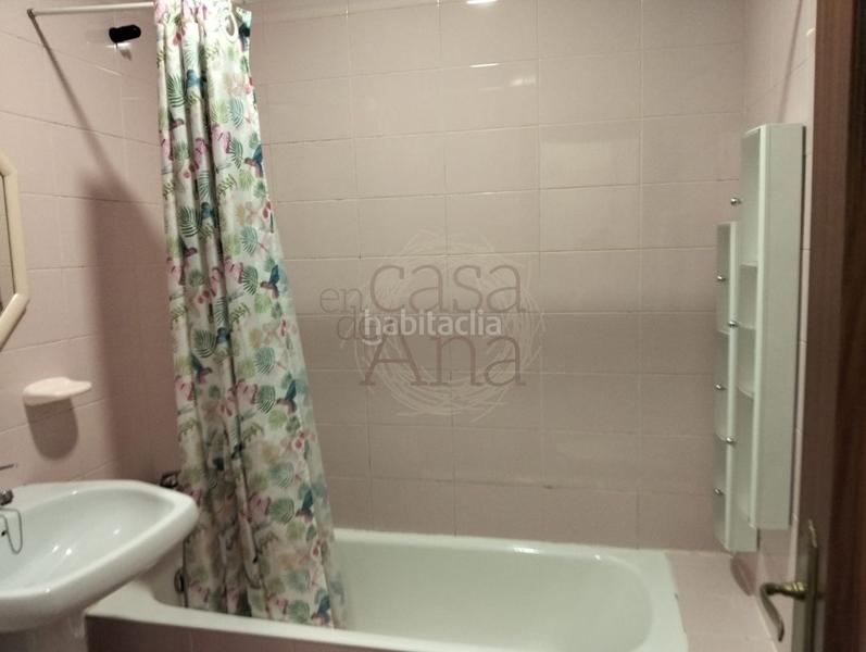 Foto 99a14cb2-b9d5-448a-ace5-c145e73bcaa3. Piso venta piso deusto. en San Pedro de Deusto - La Ribera Bilbao