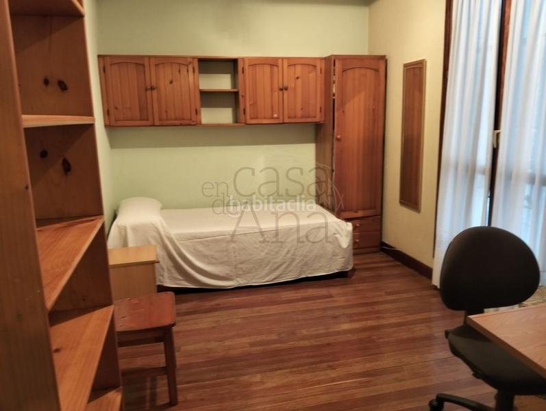 Foto f2a2a067-0086-4996-afbe-789a52feaf49. Piso venta piso deusto. en San Pedro de Deusto - La Ribera Bilbao
