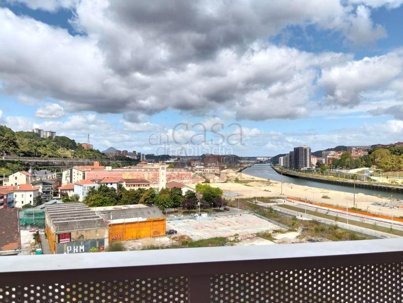 Foto 07e1a4c6-0770-4a15-85a3-f3d64d287705. Alquiler piso apartamento en deusto edifico de nueva construcción. en Bilbao