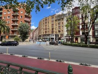 Lloguer Aparcament cotxe  Calle tiboli kalea. Parcela de garaje en campo volantin