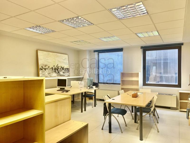 Foto d1cfae00-04f2-46b3-acb2-5e982a15a982. Miete büro mit heizung in Ensanche - Moyua - Diputación Bilbao
