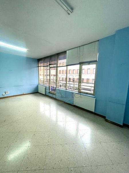 Foto 26184fdf-16bb-477f-bb78-1279d630970b. Affitto ufficio con riscaldamento in Ibarrekolanda Bilbao