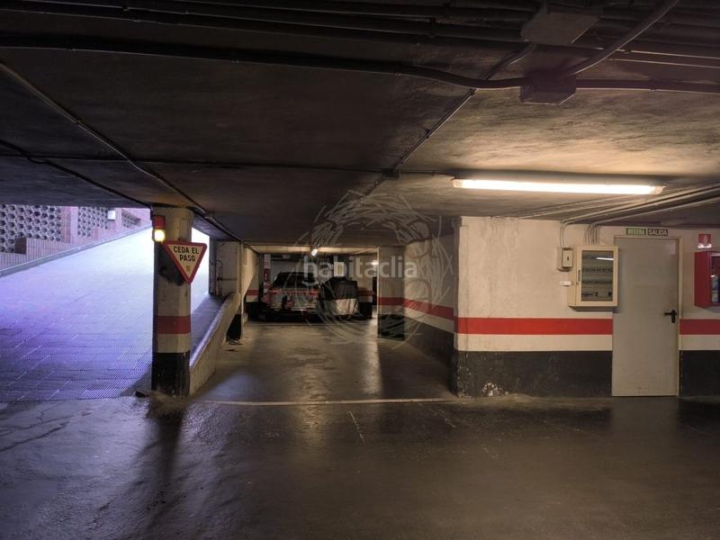 Foto dc7f1171-bf0c-485c-a817-0e844b0dd746. Parking coche parcela de garaje en venta en santutxu plaza ricardo bastida en Bilbao