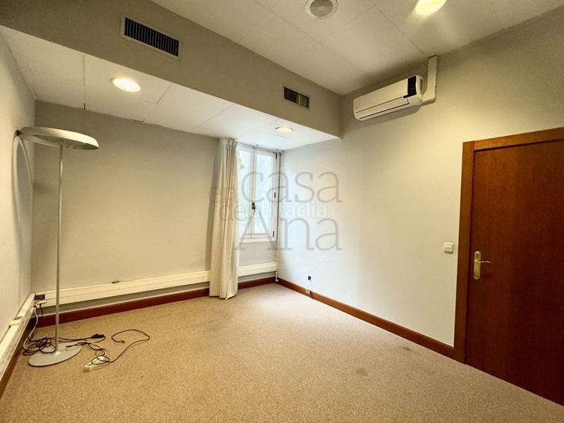 Foto 8f202497-f9d7-4371-9a17-d512ea0f57ae. Affitto ufficio con riscaldamento in Campuzano Bilbao