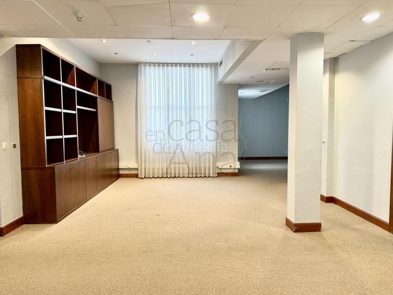 Foto d6becfc1-05e5-436e-8a6b-9c8001f88c47. Affitto ufficio con riscaldamento in Campuzano Bilbao