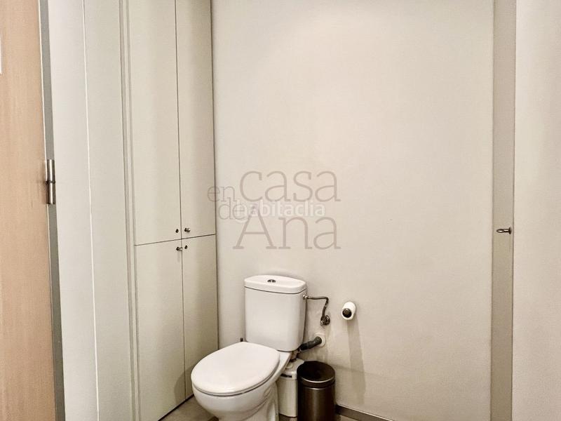 Foto 3c63b313-dfac-4f08-8fc5-4a3e5a71c655. Büro mit parking in San Pedro de Deusto - La Ribera Bilbao