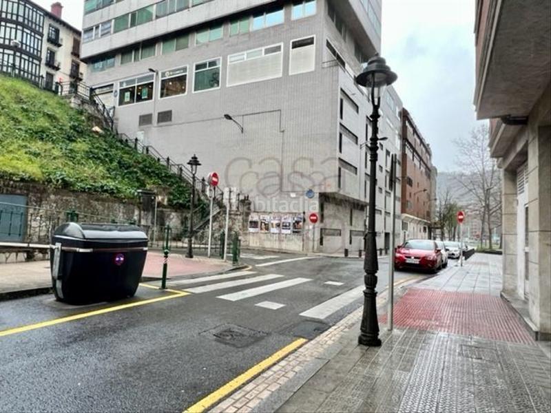 Foto c1324871-53cb-4f1a-8ace-75bc3dc652e1. Miete autoparkplatz in Albia Bilbao