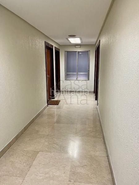 Foto bf6af891-618b-46a3-a034-4b58fca971d4. Rent office space with heating in San Pedro de Deusto - La Ribera Bilbao