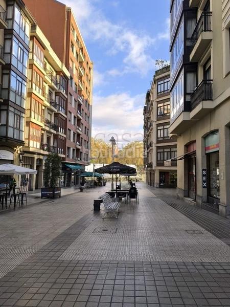 Foto 9c6bf4dd-ecaf-48ae-95c0-302e111d075b. Miete autoparkplatz in Plaza Circular Bilbao