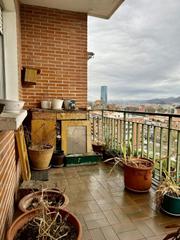 Etagenwohnung  Ramón y cajal etorbidea. Venta piso en deusto