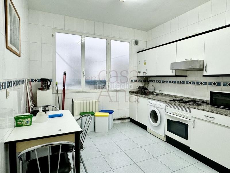 Foto 36e3c20f-1540-4985-8526-ecf68c6133ca. Appartamento con riscaldamento in San Pedro de Deusto - La Ribera Bilbao