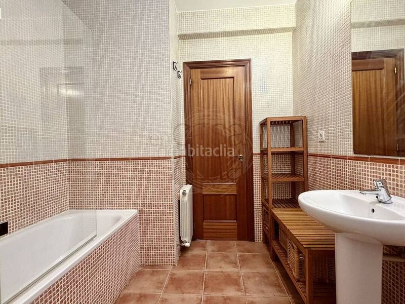 Foto 86e7a712-73f2-4a21-8906-1bbb5c9c3496. Pis amb calefacció a Sabino Arana-Jesuitas Bilbao