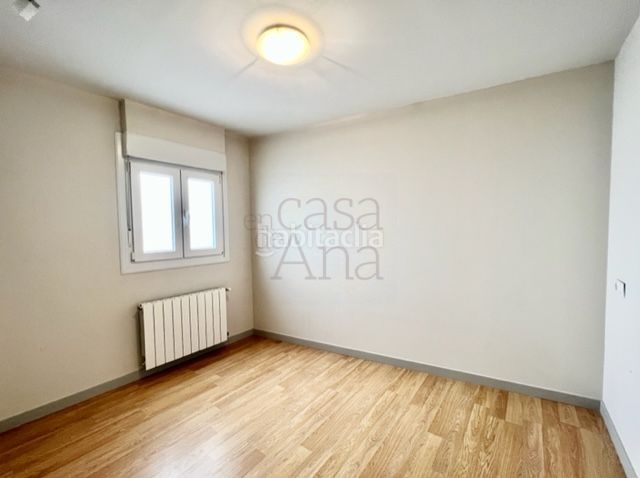 Foto 54bd2a5f-53d9-40d9-a21c-898590573ff4. Pis amb calefacció a Albia Bilbao