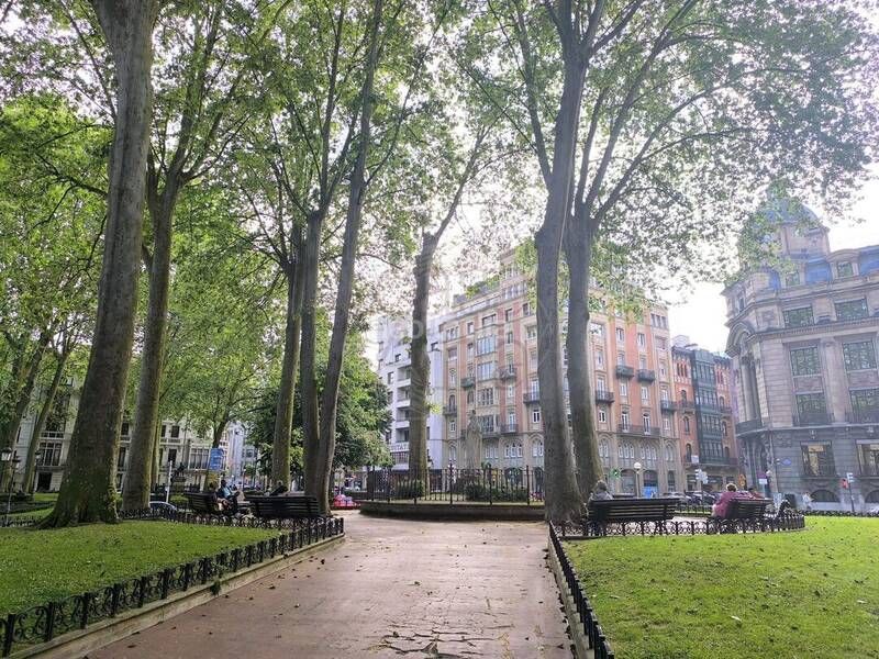 Foto c89a1d20-49ca-4692-9249-94157333ee68. Pis amb calefacció a Albia Bilbao
