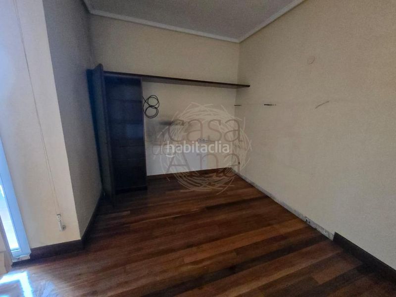 Foto c9a87fc1-cbe7-49ed-9e6d-ddd1a869b62b. Pis amb calefacció a Centro Urbano-Hirigunea Leioa