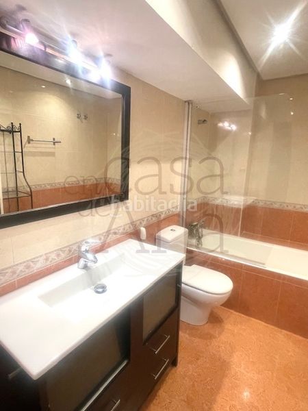 Foto 4b3af153-ae0a-4a12-b82b-10533d6d10f6. Apartament amb calefacció a San Pedro de Deusto - La Ribera Bilbao