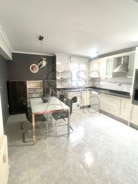 Foto 5de594bf-c807-4e32-8464-873afc81ab7a. Apartament amb calefacció a San Pedro de Deusto - La Ribera Bilbao