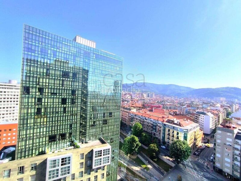 Foto 8a998383-ec1c-4999-a247-3f4548ea210d. Pis amb calefacció aparcament a Albia Bilbao