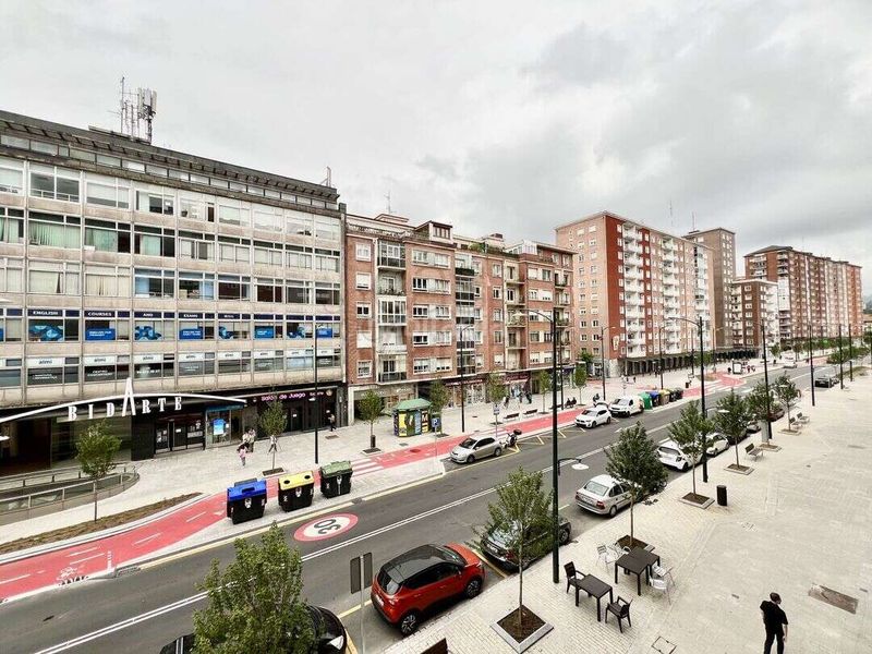 Foto c4dc993c-fe3d-4a41-a741-93d2142757ca. Pis amb calefacció a Ibarrekolanda Bilbao