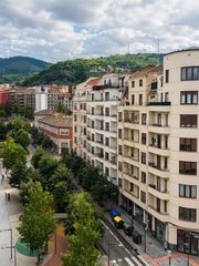 Flat  Calle maría díaz de haro. Piso en venta en maría díaz de haro junto perez galdos