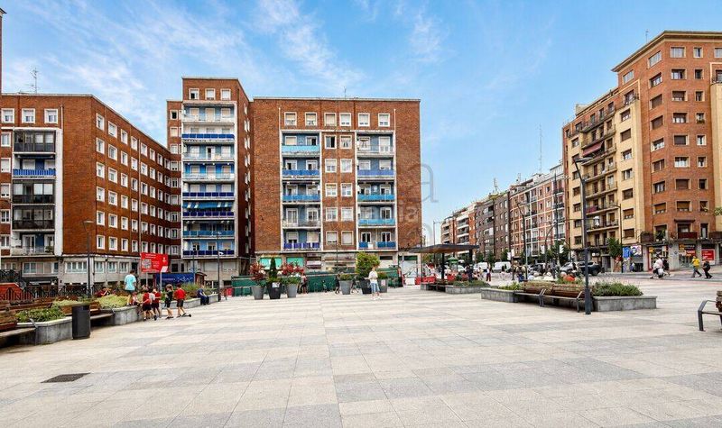Foto c44ce1fa-d871-4961-93c5-17c3cd7cddac. Pis amb calefacció a San Pedro de Deusto - La Ribera Bilbao