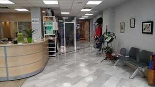 Local Comercial a San Pedro de Deusto - La Ribera